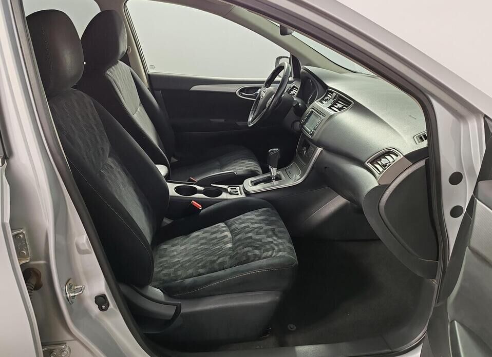 Nissan Tiida, II 1.6 CVT (117 л.с.)