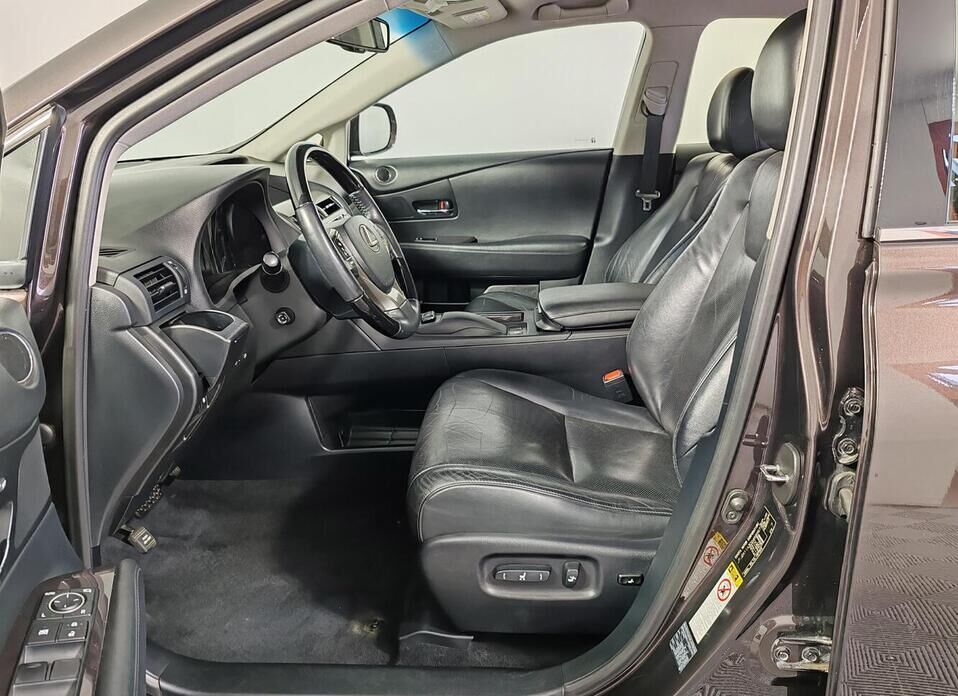 Lexus RX, III Рестайлинг 270 2.7 AT (188 л.с.)