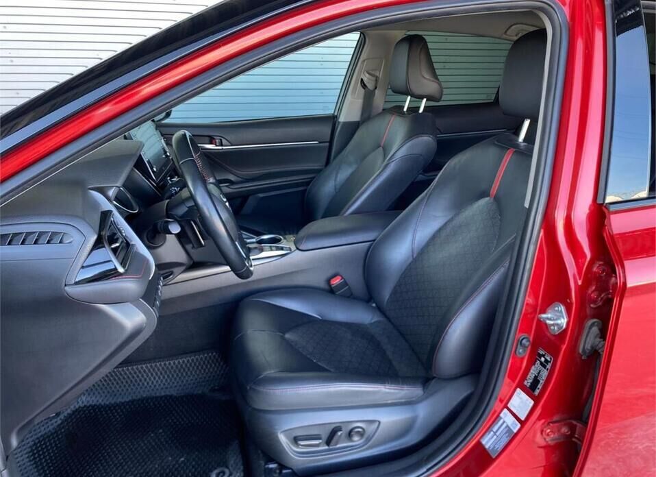 Toyota Camry, VIII (XV70) Рестайлинг 3.5 AT (249 л.с.)