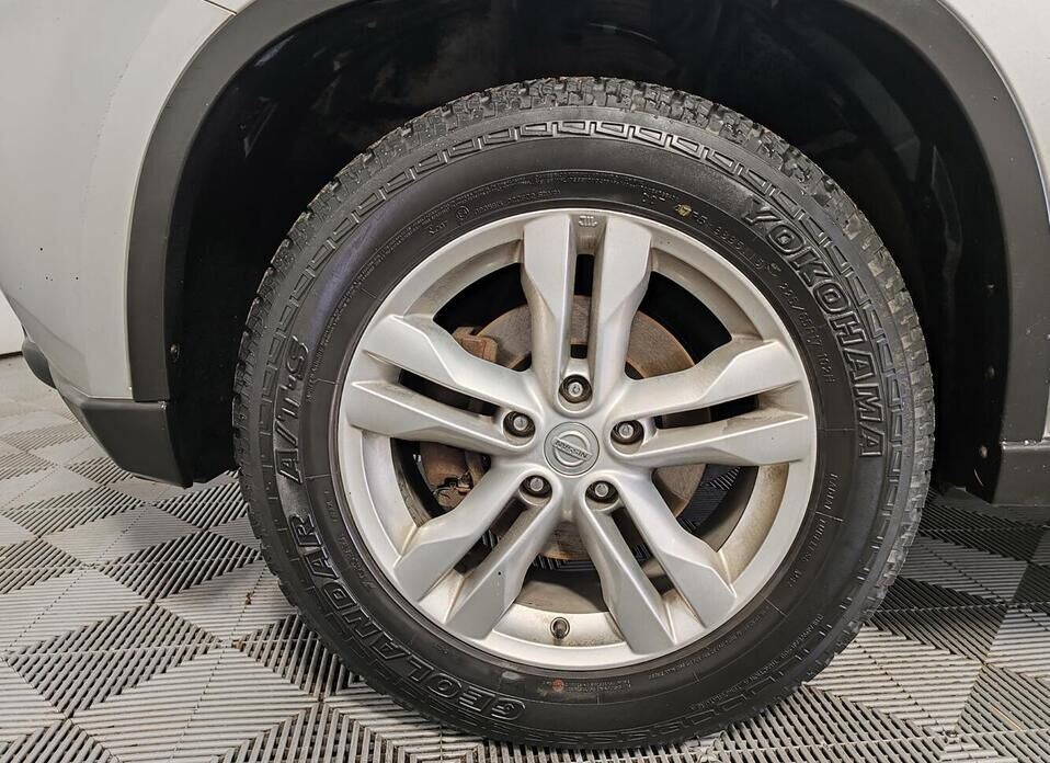 Nissan X-Trail, II Рестайлинг 2.0 CVT (141 л.с.) 4WD