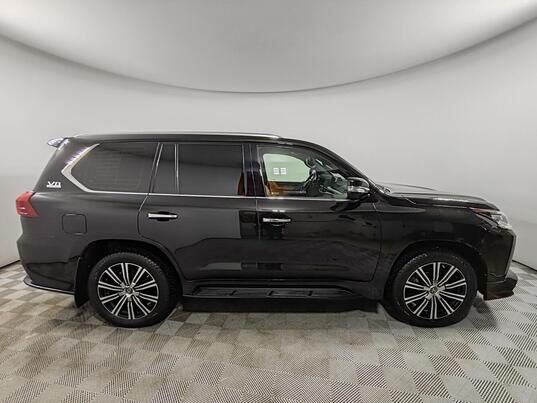 Lexus LX, 2021 г., 111 254 км