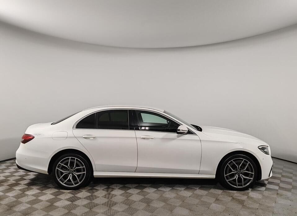 Mercedes-Benz E-Класс, V (W213, S213, C238) Рестайлинг 200 2.0 AT (197 л.с.) 4WD
