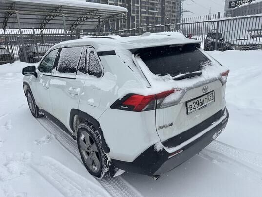 Toyota RAV4, 2019&nbsp;г., 72&nbsp;358&nbsp;км