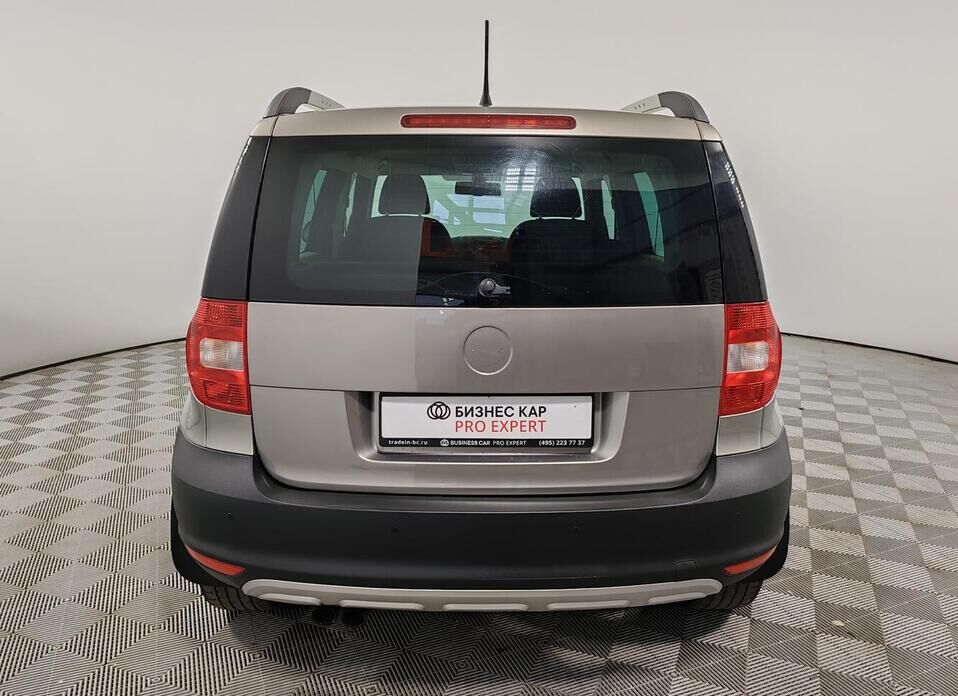 Skoda Yeti 1.8 AMT (152 л.с.) 4WD