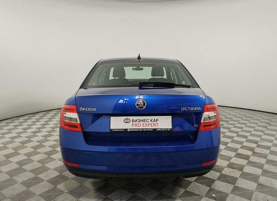 Skoda Octavia 1.6 AT (110 л.с.)