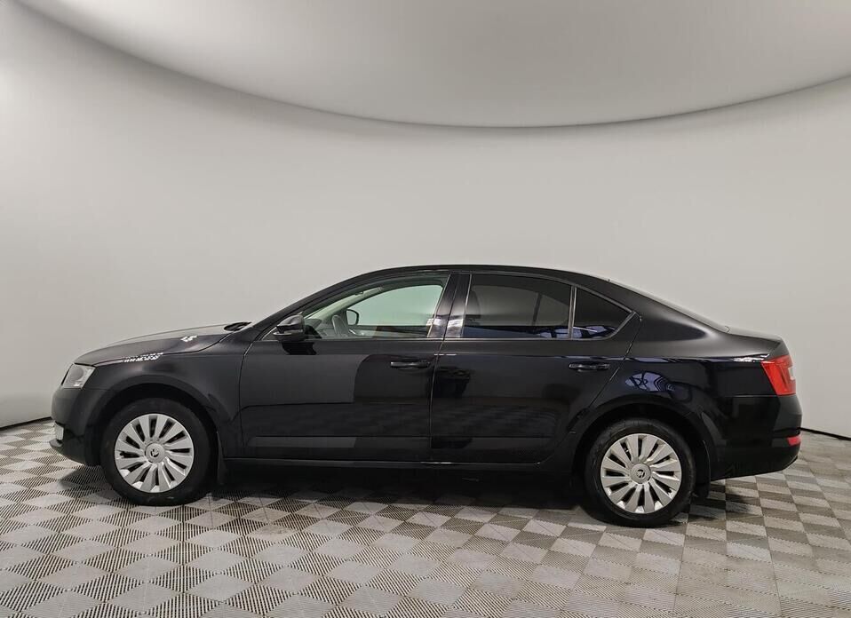 Skoda Octavia, III (A7) 1.6 MT (110 л.с.)