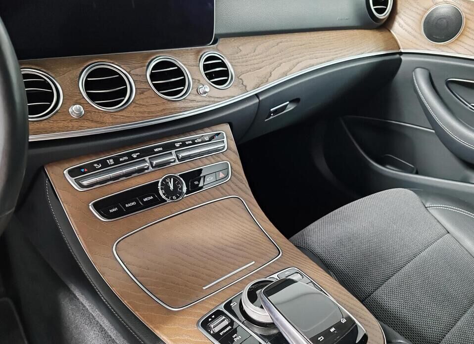 Mercedes-Benz E-Класс, V (W213, S213, C238) 220 d 2.0d AT (194 л.с.) 4WD