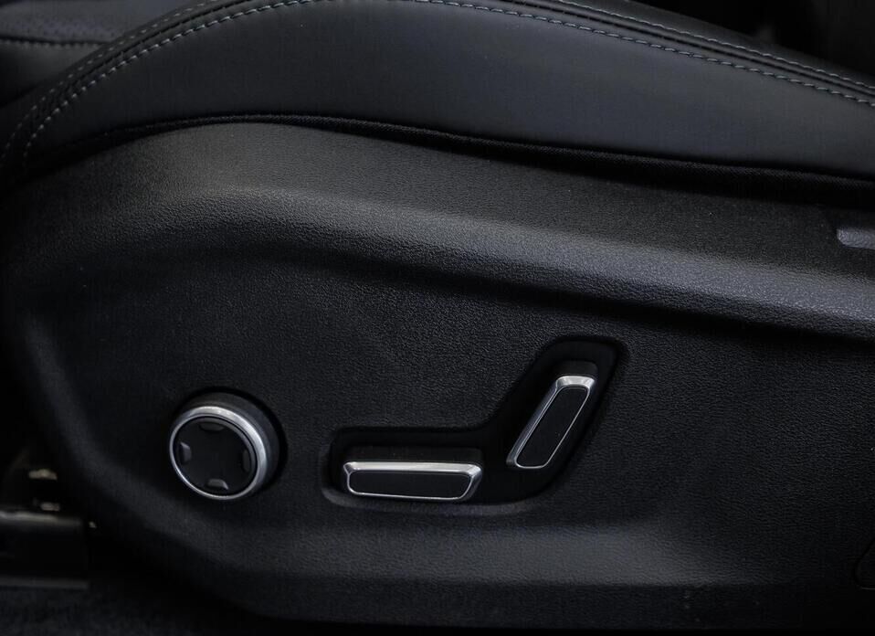 Geely Monjaro, I 2.0 AT (238 л.с.) 4WD