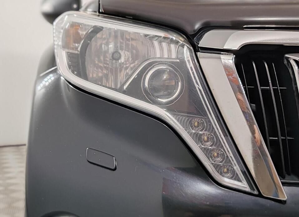 Toyota Land Cruiser Prado, 150 Series Рестайлинг 1 3.0d AT (173 л.с.) 4WD