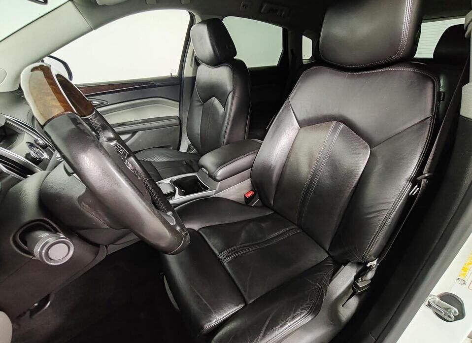 Cadillac SRX, II 3.0 AT (269 л.с.) 4WD