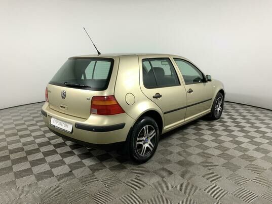 Volkswagen Golf, 2002 г., 178 871 км