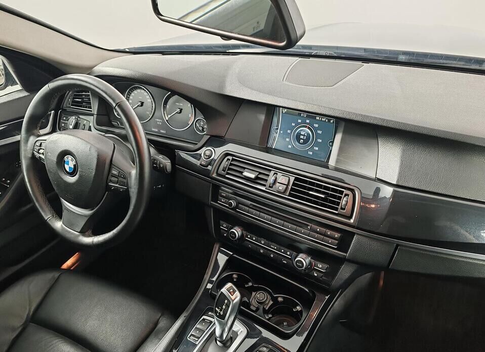 BMW 5 серии 528i 3.0 AT (258 л.с.) 4WD