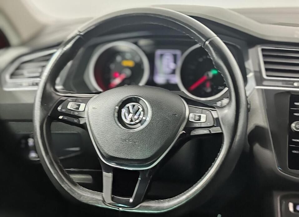 Volkswagen Tiguan, II 1.4 AMT (150 л.с.)