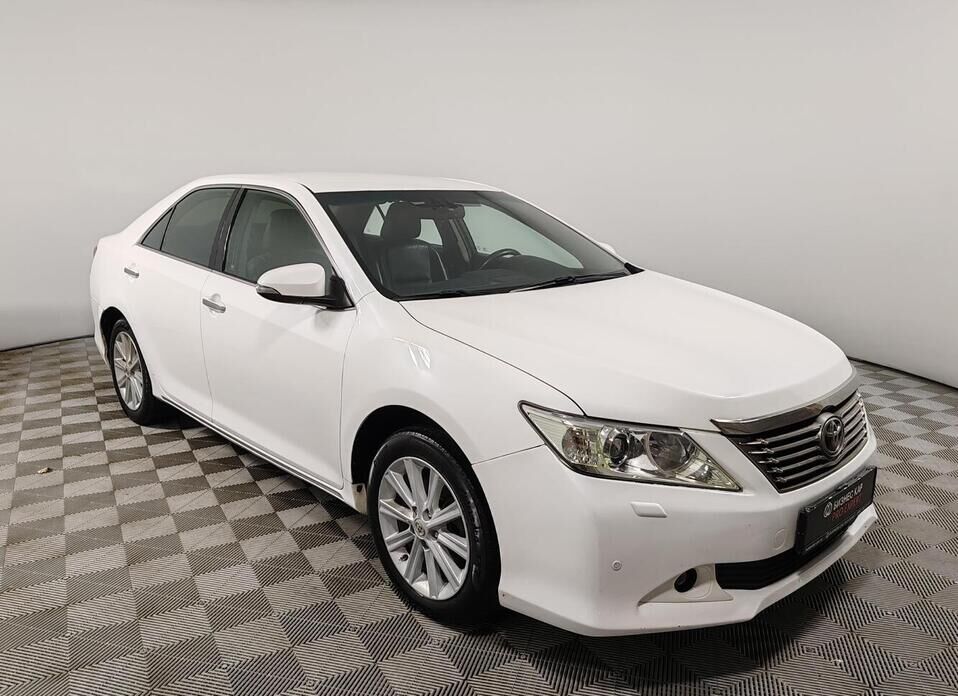 Toyota Camry, VII (XV50) 3.5 AT (277 л.с.)