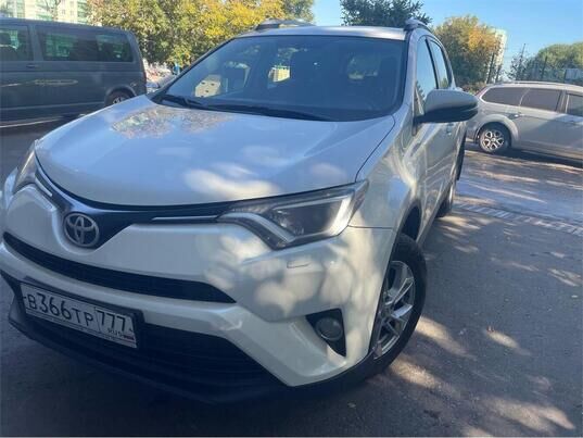 Toyota RAV4, 2016 г., 196 547 км