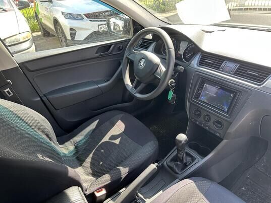 Skoda Rapid, 2015 г., 151 193 км