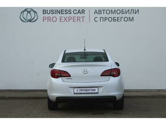 Opel Astra, 2012 г., 137 931 км