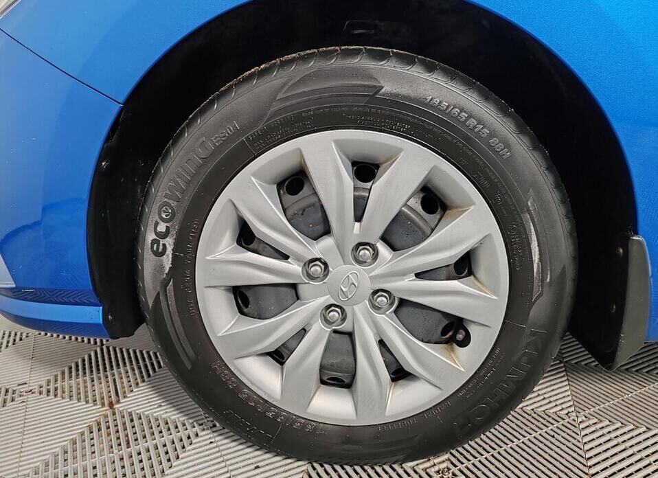 Hyundai Solaris, II 1.6 AT (123 л.с.)