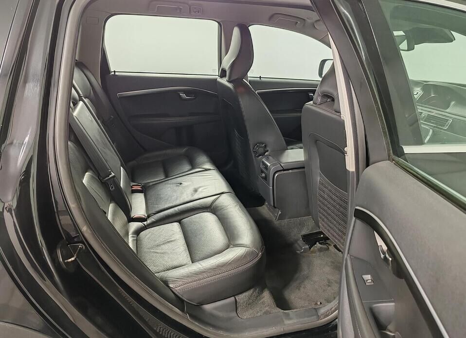 Volvo XC70, II 2.4d AT (163 л.с.) 4WD