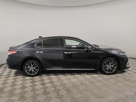 Toyota Camry, VIII (XV70) Рестайлинг, 2023 г., 21 433 км