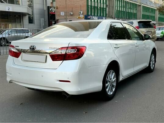 Toyota Camry, 2014 г., 335 576 км