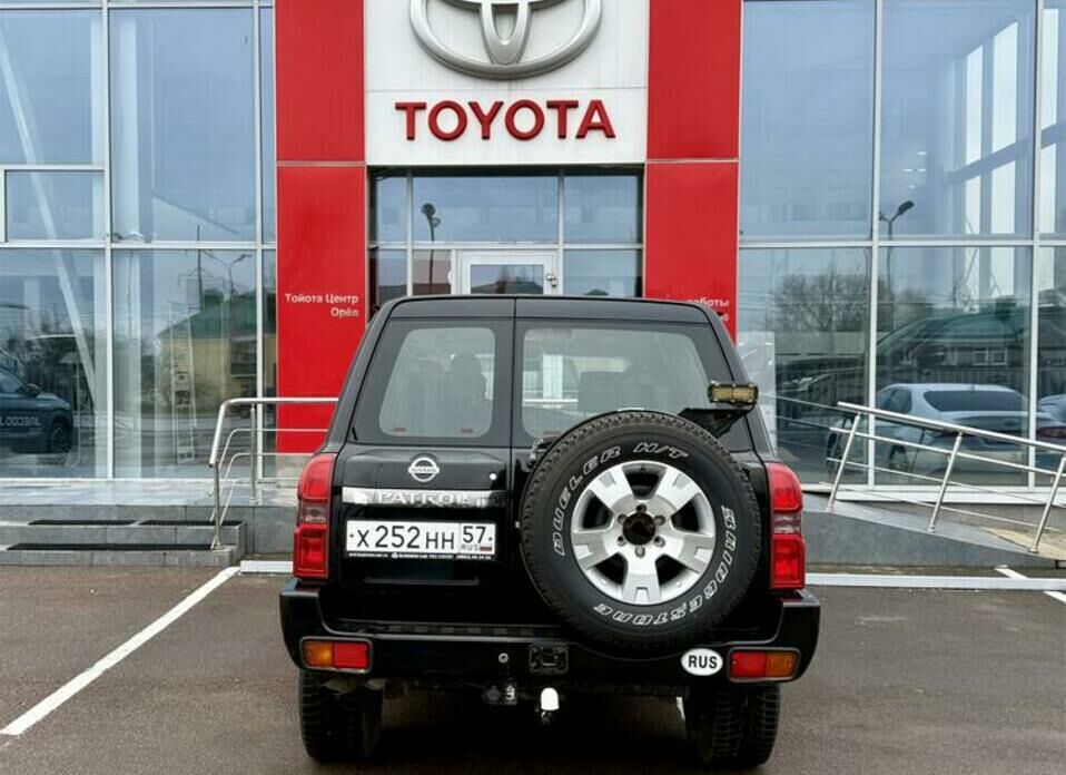 Nissan Patrol 3.0d AT (160 л.с.) 4WD