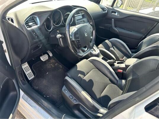 Citroen DS4, 2014 г., 118 744 км