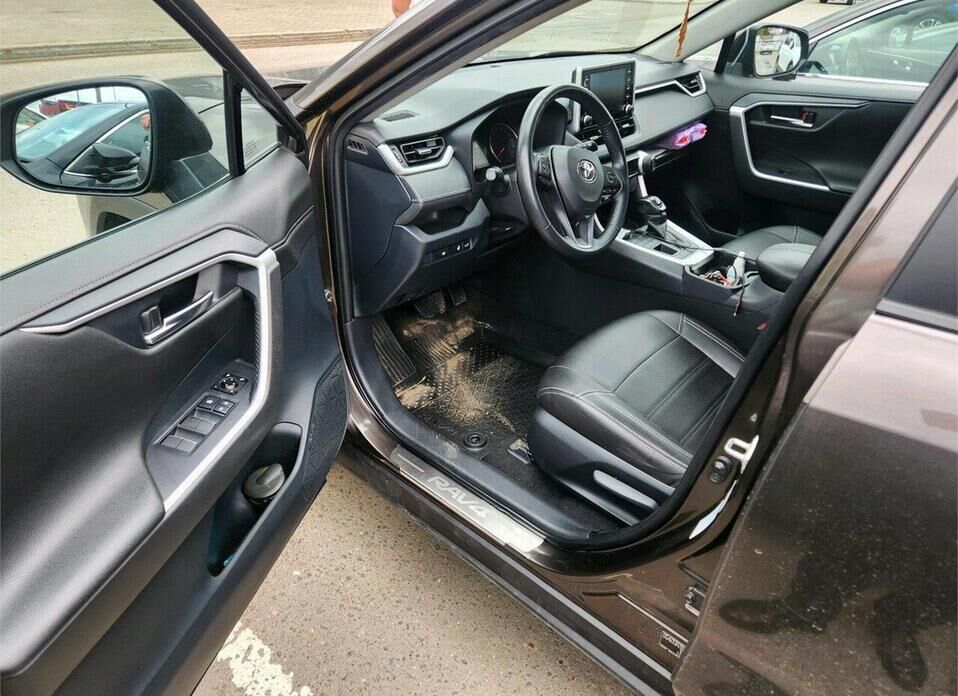 Toyota RAV4, V (XA50) 2.0 CVT (149 л.с.) 4WD