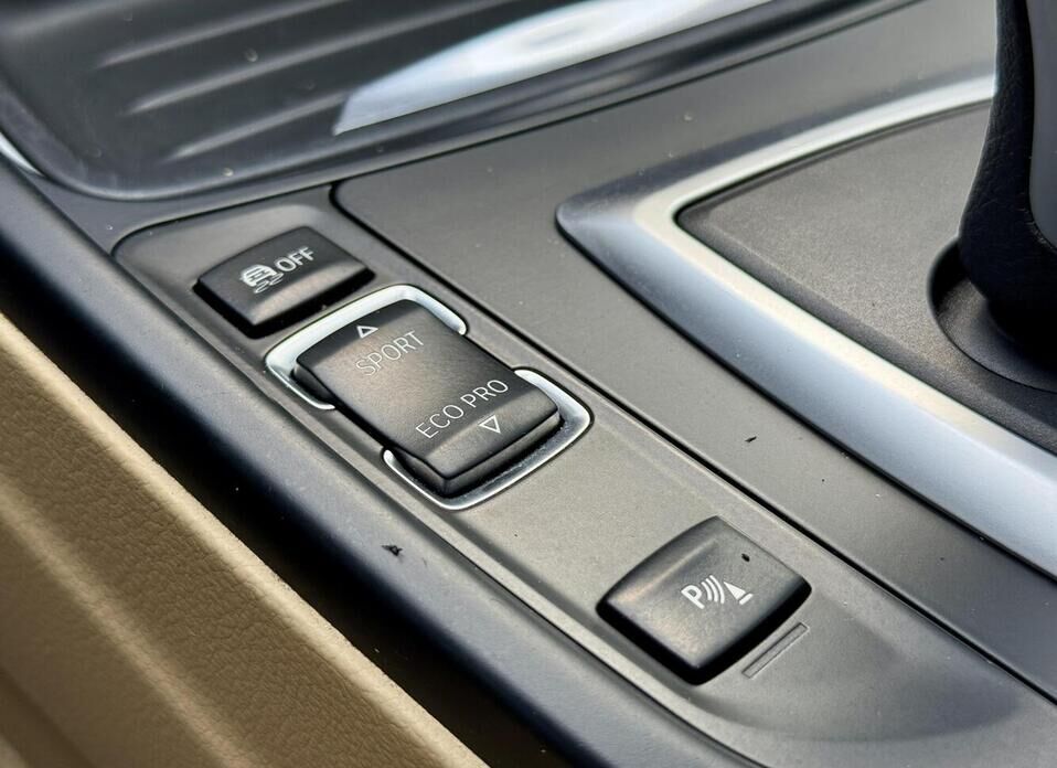 BMW 3 серии, VI (F3x) 320d xDrive 2.0d AT (184 л.с.) 4WD