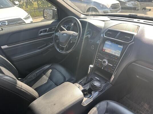 Ford Explorer, 2018 г., 125 954 км
