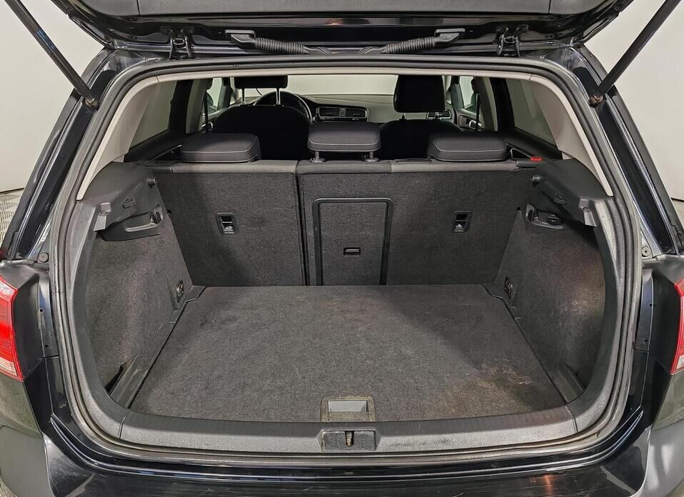 Volkswagen Golf, VII 1.4 AMT (122 л.с.)
