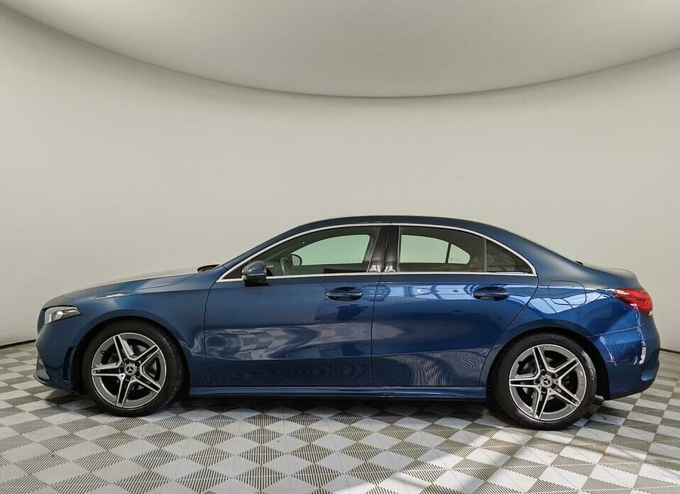 Mercedes-Benz A-Класс 200 1.3 AMT (150 л.с.)