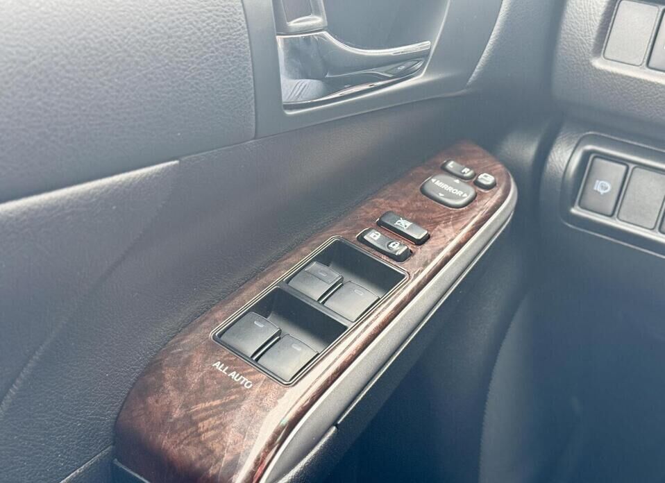 Toyota Camry, VII (XV50) Рестайлинг 2 2.5 AT (181 л.с.)
