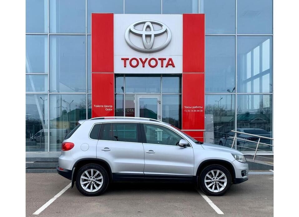Volkswagen Tiguan 2.0 AT (170 л.с.) 4WD