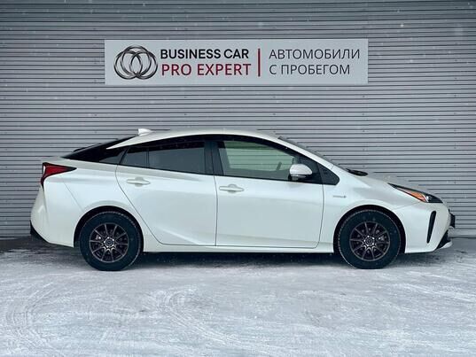 Toyota Prius, 2019&nbsp;г., 68&nbsp;974&nbsp;км