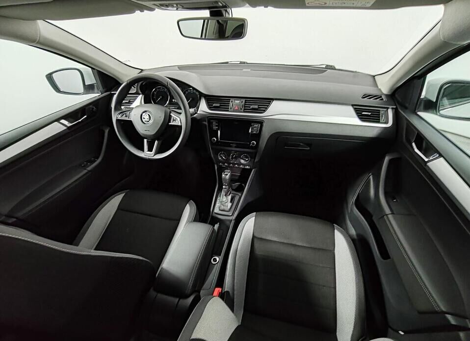 Skoda Rapid, I Рестайлинг 1.6 AT (110 л.с.)