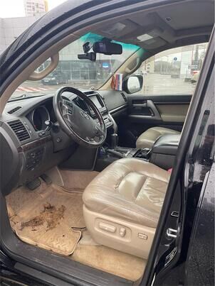 Toyota Land Cruiser, 2010&nbsp;г., 273&nbsp;843&nbsp;км