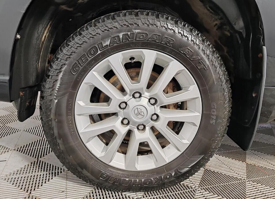 Toyota Land Cruiser Prado, 150 Series Рестайлинг 1 3.0d AT (173 л.с.) 4WD