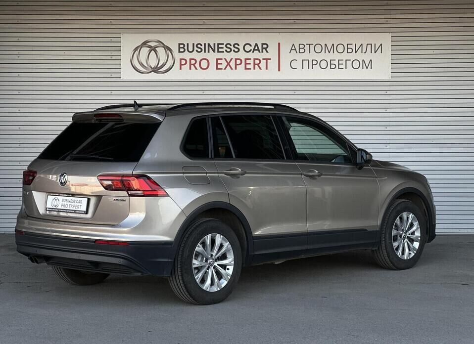 Volkswagen Tiguan, II 1.4 AMT (150 л.с.) 4WD