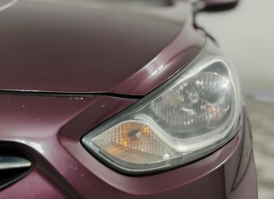 Hyundai Solaris, I Рестайлинг 1.6 AT (123 л.с.)