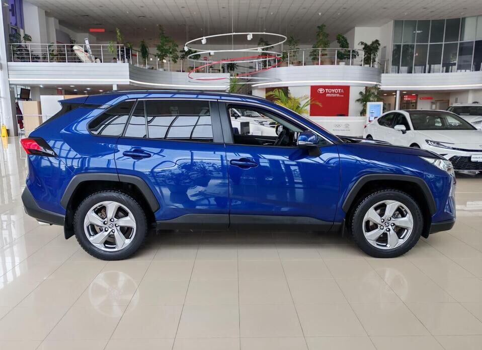 Toyota RAV4, V (XA50) 2.0 CVT (149 л.с.) 4WD