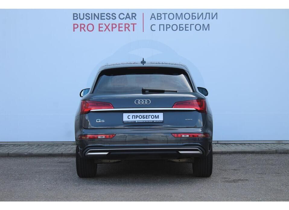 Audi Q5, II (FY) Рестайлинг 45 TFSI 2.0 AMT (249 л.с.) 4WD