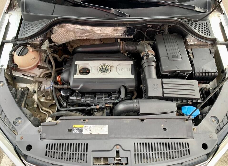 Volkswagen Tiguan 2.0 AT (170 л.с.) 4WD