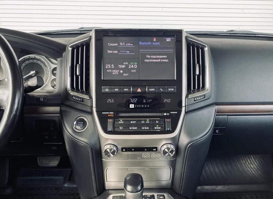 Toyota Land Cruiser, 200 Series Рестайлинг 2 4.5d AT (249 л.с.) 4WD