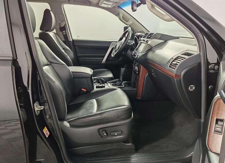 Toyota Land Cruiser Prado, 150 Series Рестайлинг 1 4.0 AT (282 л.с.) 4WD