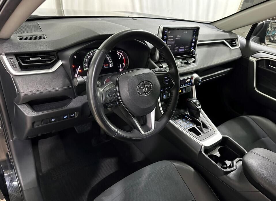 Toyota RAV4, V (XA50) 2.5 AT (199 л.с.) 4WD