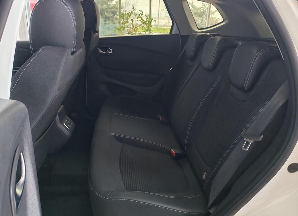 Renault Kaptur, I Рестайлинг 1.6 CVT (114 л.с.)