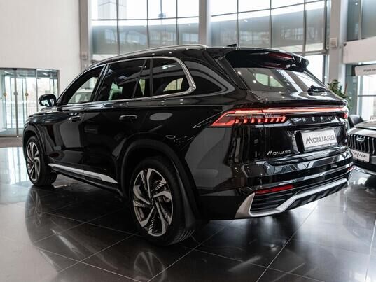 Geely Monjaro Flagship