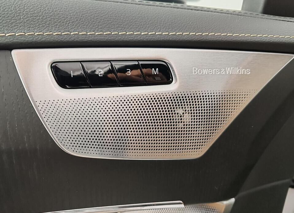 Volvo XC90, II Рестайлинг B5 2.0d AT (235 л.с.) 4WD