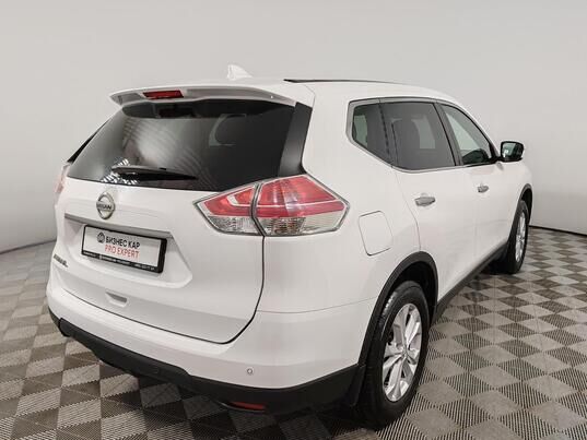 Nissan X-Trail, 2017 г., 100 465 км